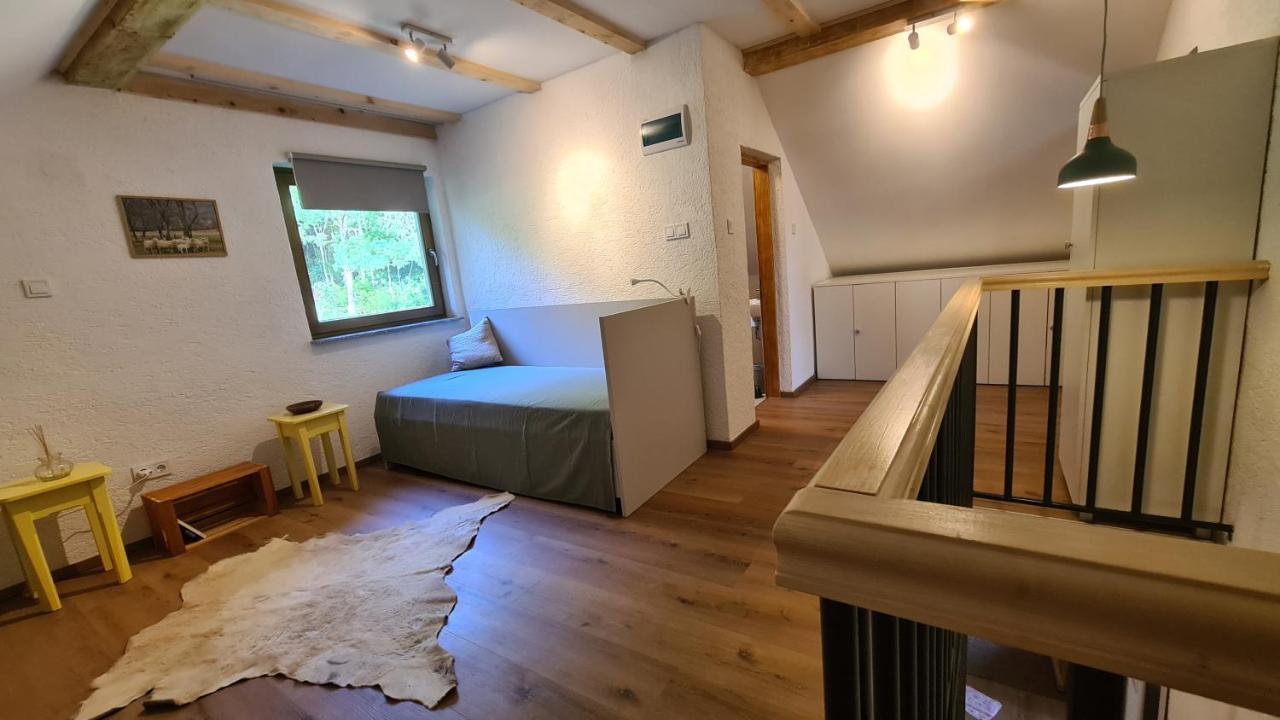 Forestside House Gacka With Relax Area Sinac Eksteriør bilde