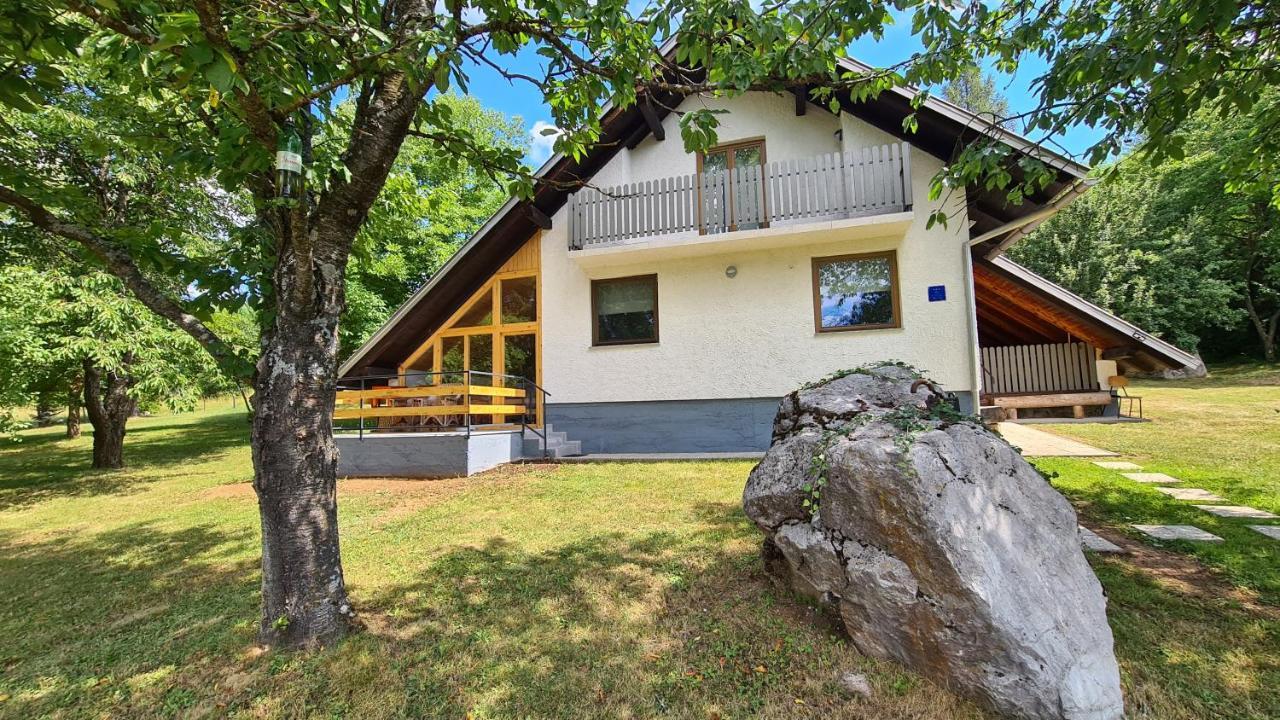 Forestside House Gacka With Relax Area Sinac Eksteriør bilde